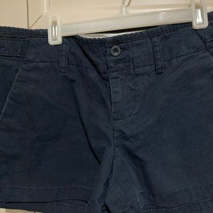 Gap Favorite Chino Flap Pocket Short in Navy Size 4